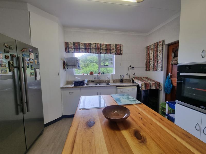 4 Bedroom Property for Sale in Dwarswegstrand Western Cape